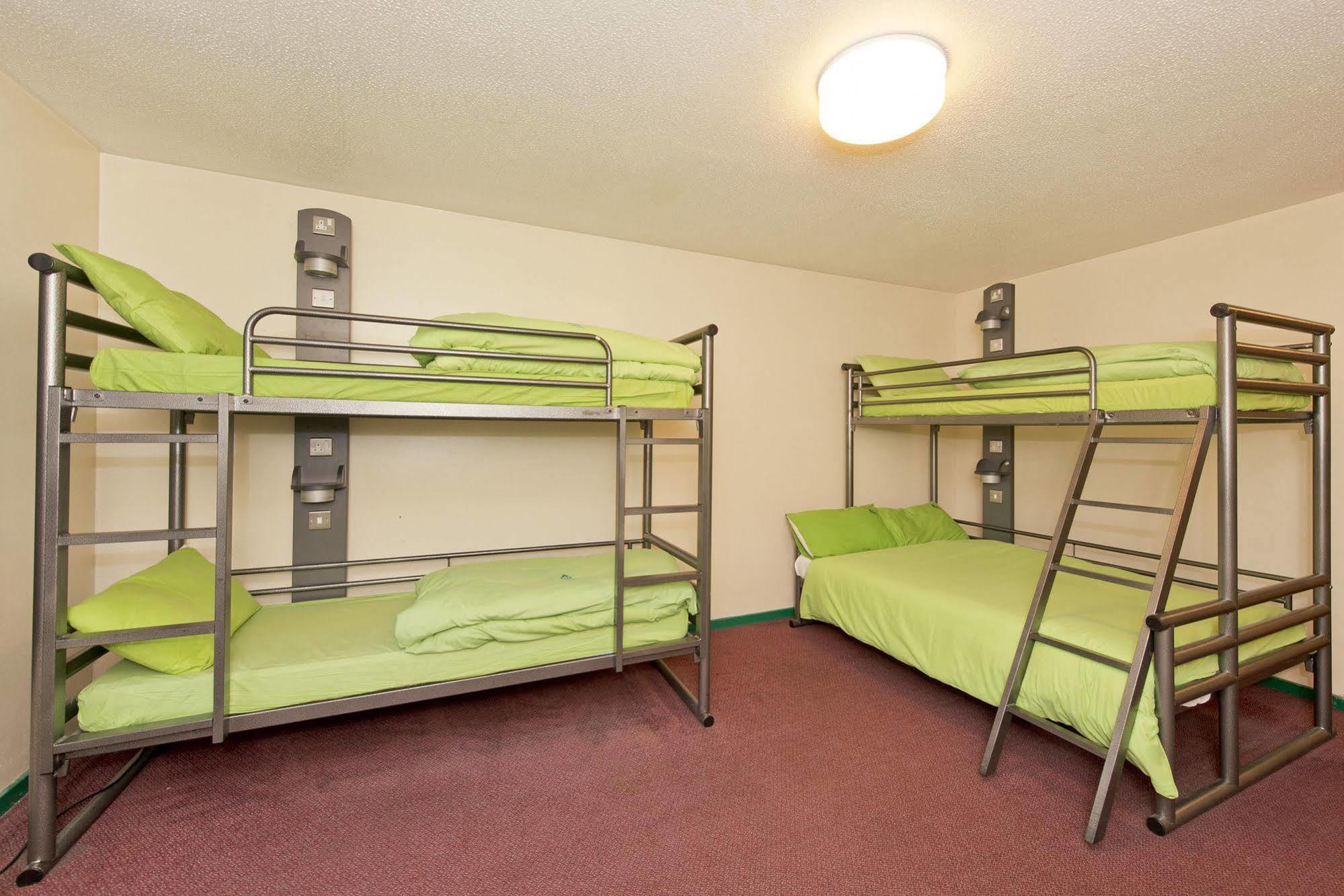 Yha Liverpool Albert Dock Hostel Bagian luar foto