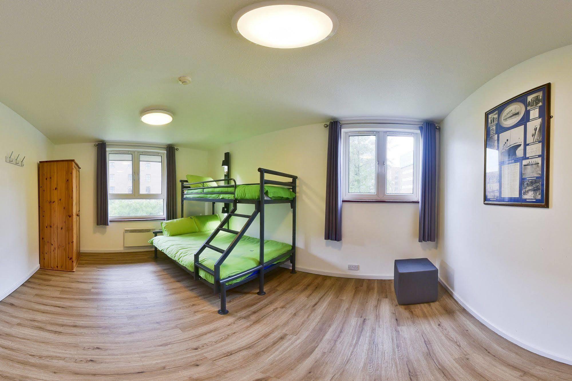 Yha Liverpool Albert Dock Hostel Bagian luar foto